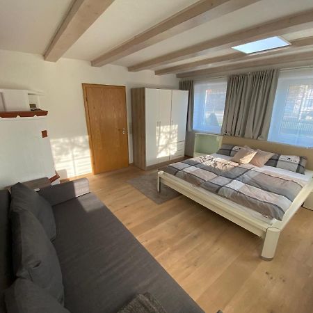 Gästezimmer Kirchdorf Unteropfingen Exteriör bild
