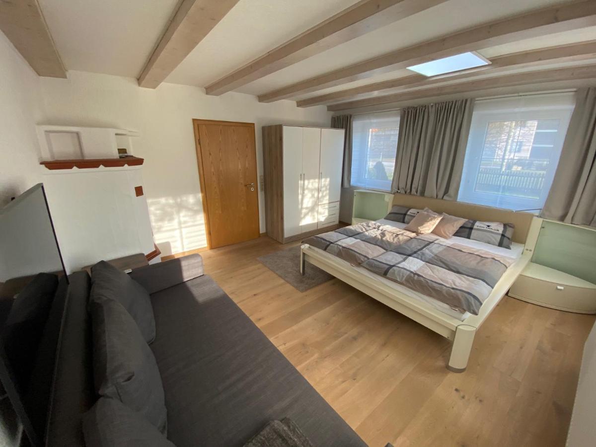 Gästezimmer Kirchdorf Unteropfingen Exteriör bild
